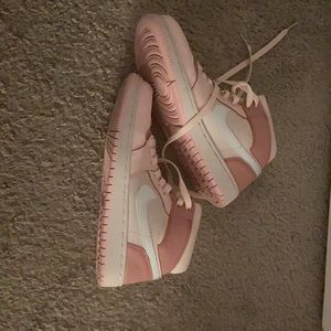 JORDAN 1 MID-DIGITAL PINK